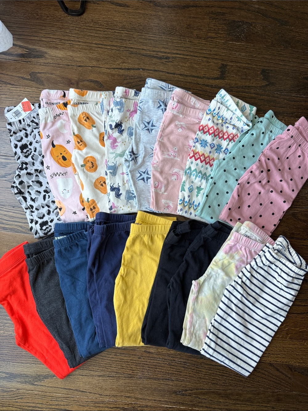 Bundle (18 pairs) of girls old navy leggings 5T size 5